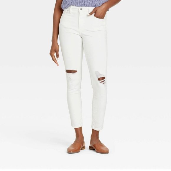 NWT Universal thread Women's Jeans Skinny High Rise true White -Size 00/24R - Picture 1 of 11